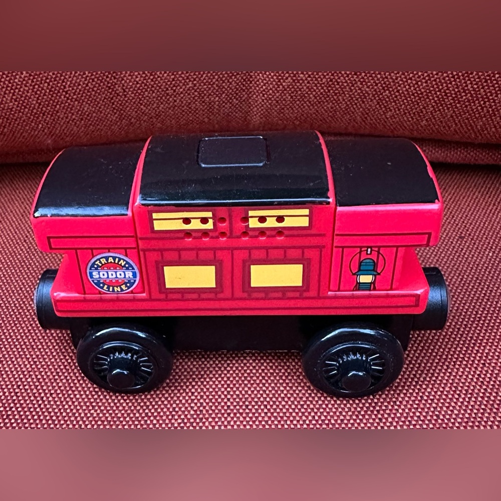 Thomas & Friends Music Caboose Wooden Train Car